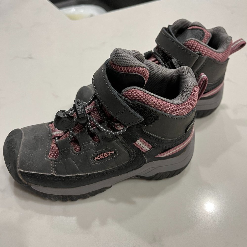 Keen Hiking Shoes